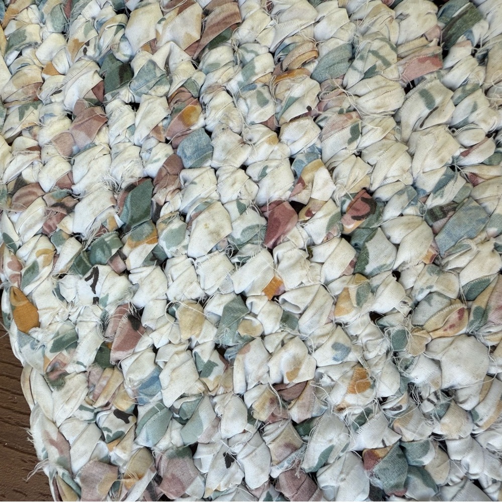 Shabby Chic Crocheted Rag Rug - Picture 2 of 2